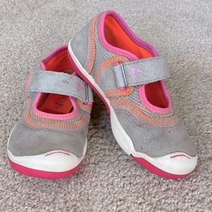 Plae shoes, size 9.5